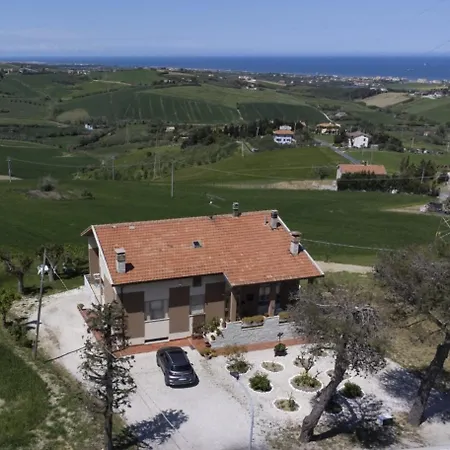Il Trebbiatore Guest house San Costanzo